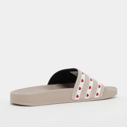 Adilette
