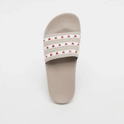 Adilette