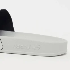 Adilette