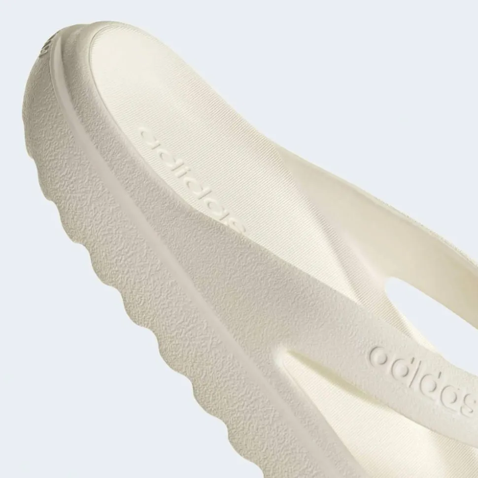 Adilette Lumia