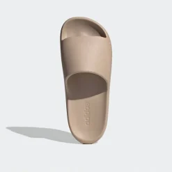 Adilette Lumia