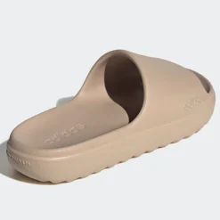 Adilette Lumia
