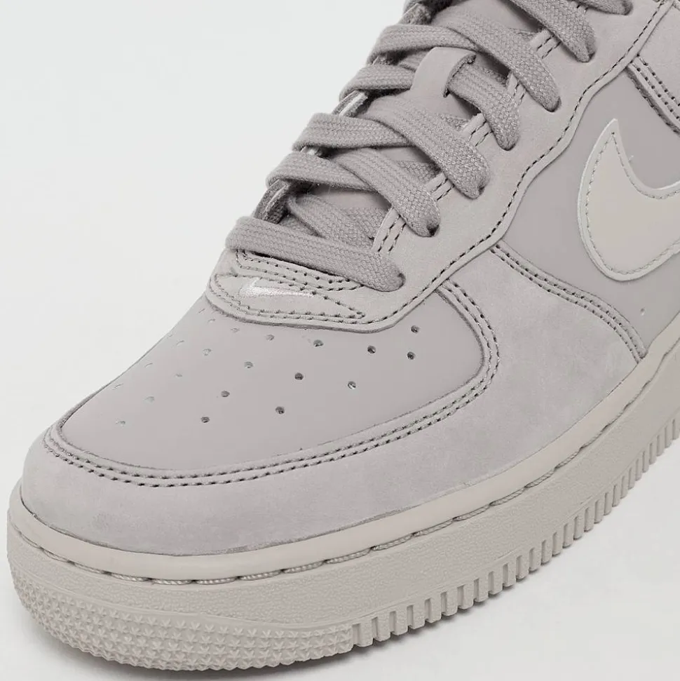 Air Force 1 Retro Premium