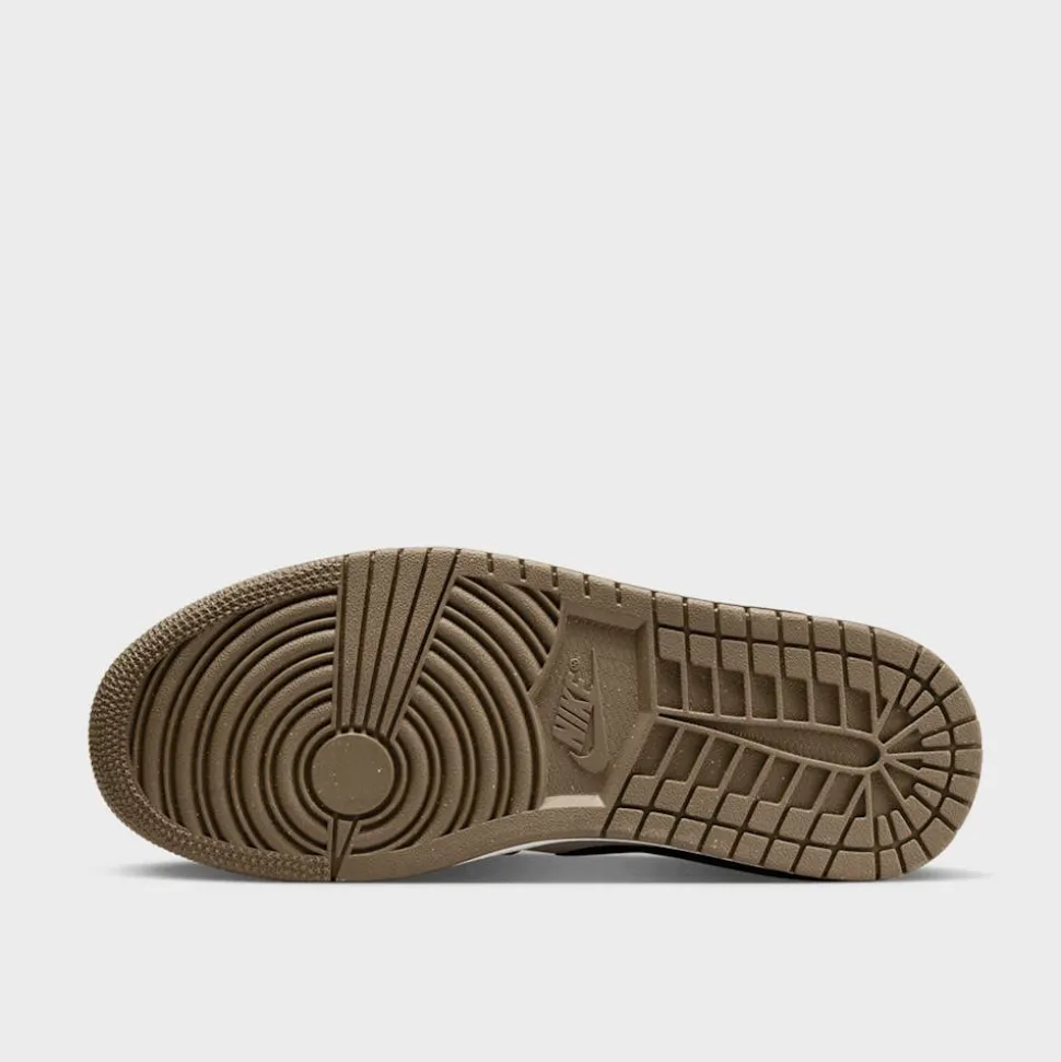 Air Jordan 1 Low SE