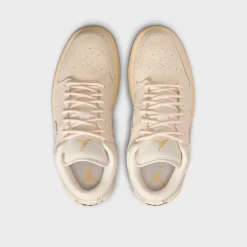 Air Jordan 1 Low SE