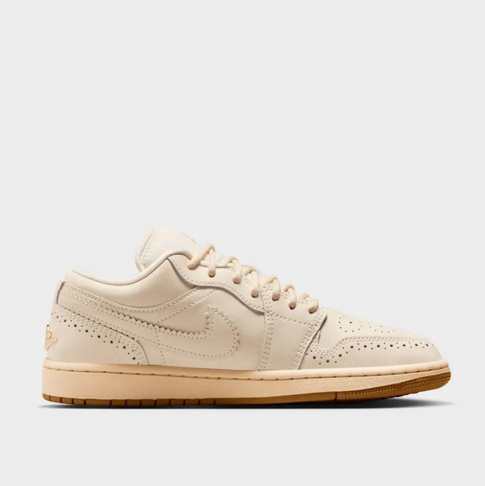 Air Jordan 1 Low SE