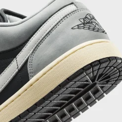 Air Jordan 1 Low SE