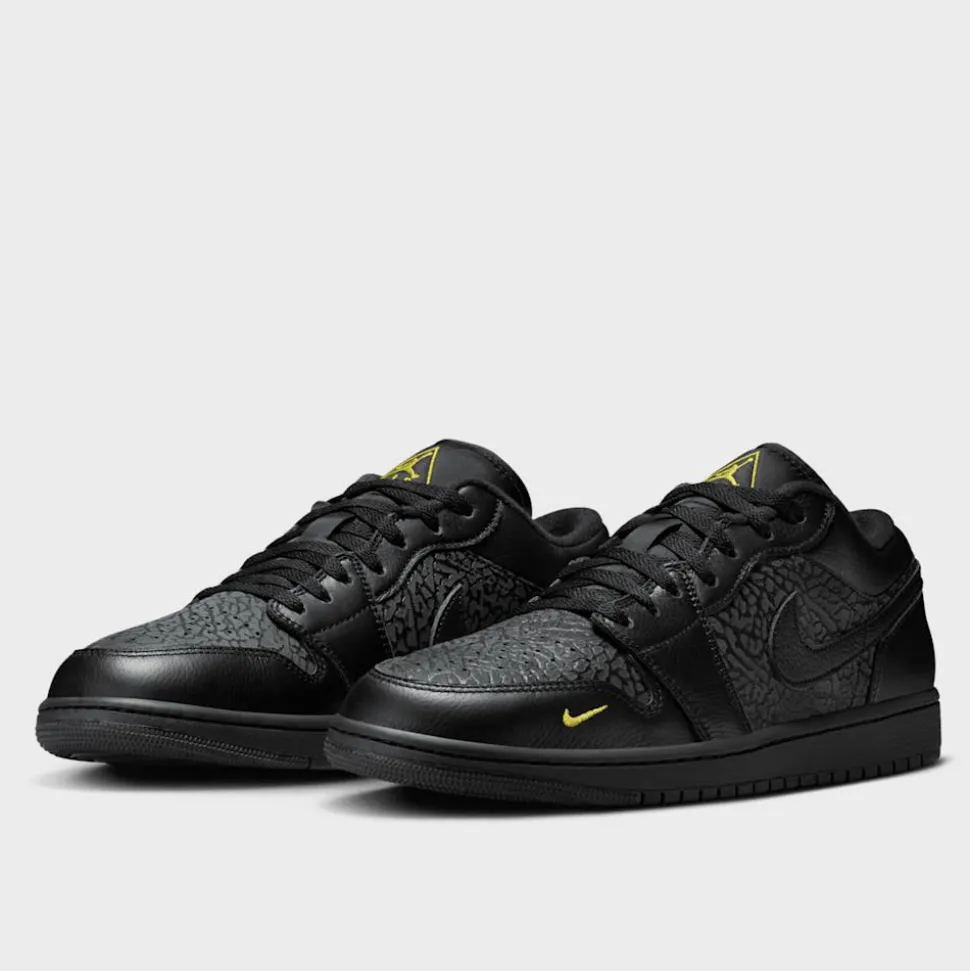 Air Jordan 1 Low SE