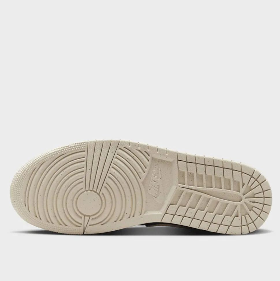Air Jordan 1 Low SE