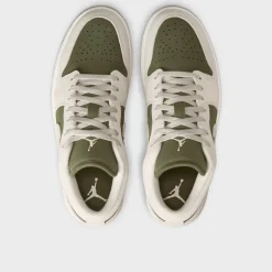 Air Jordan 1 Low SE