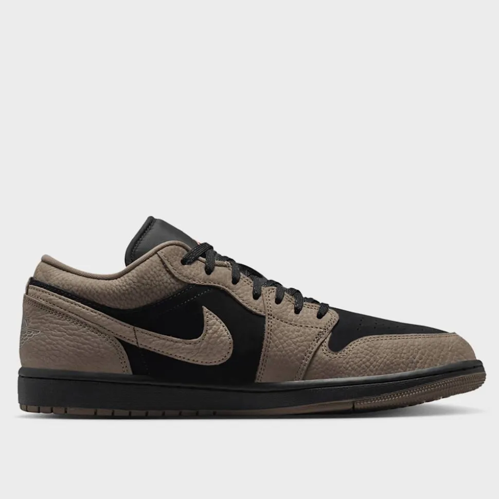 Air Jordan 1 Low SE