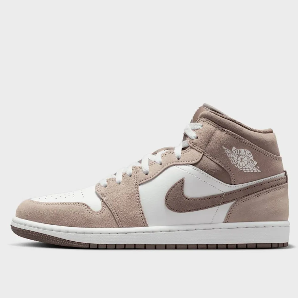 Air Jordan 1 Mid