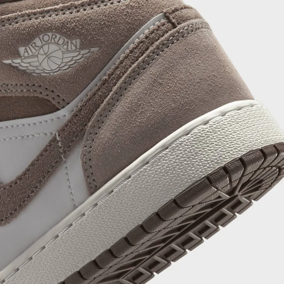 Air Jordan 1 Mid (GS)