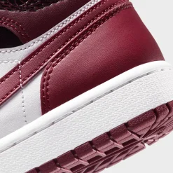 Air Jordan 1 Mid SE