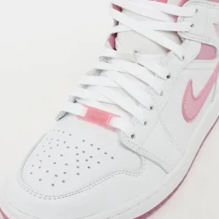 Air Jordan 1 Mid SE