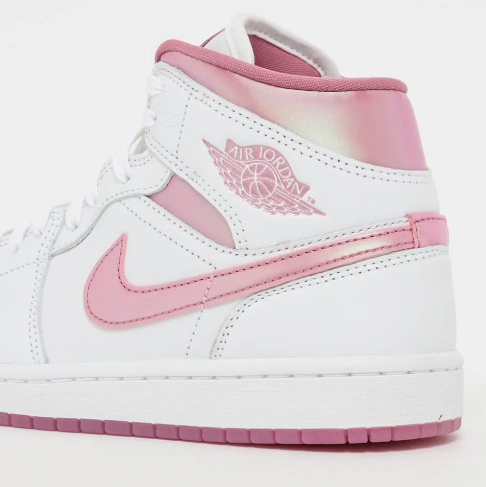 Air Jordan 1 Mid SE
