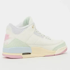 Air Jordan 3 Retro OG "Spring is in the Air"