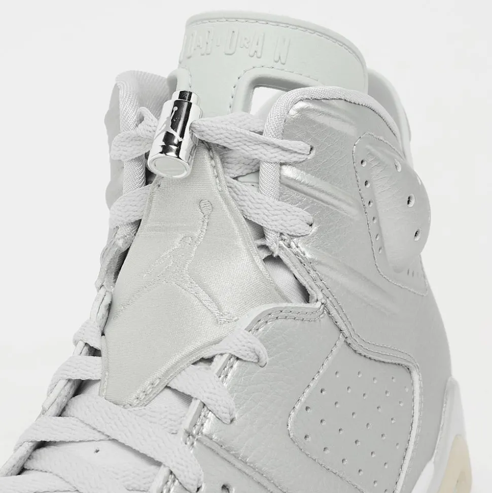 Air Jordan 6 Retro x Paris Saint-Germain "Metallic Silver"