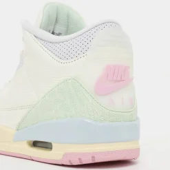 Air Jordan 3 "Spring is in the Air"