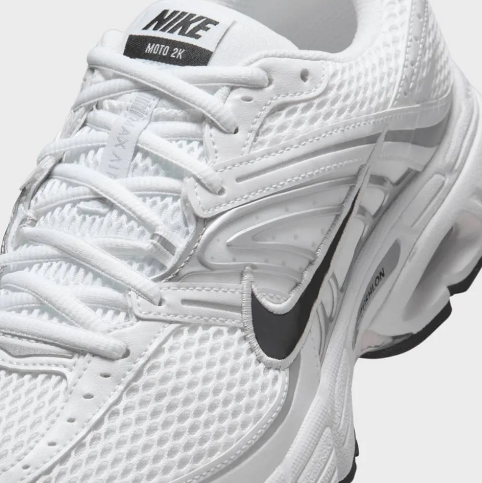 Air Max Moto 2K