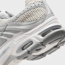 Air Max Moto 2K