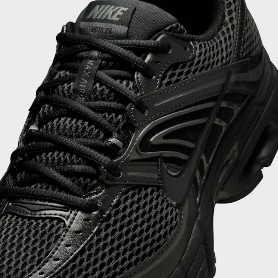 Air Max Moto 2K