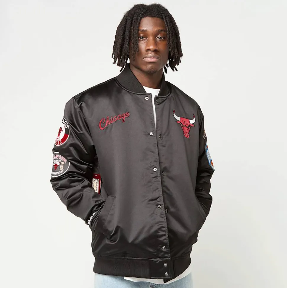 Black Out Satin Jacket Chicago Bulls