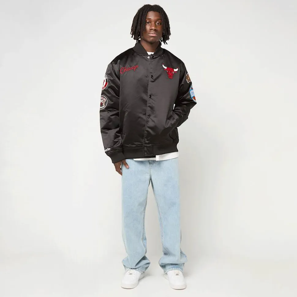 Black Out Satin Jacket Chicago Bulls