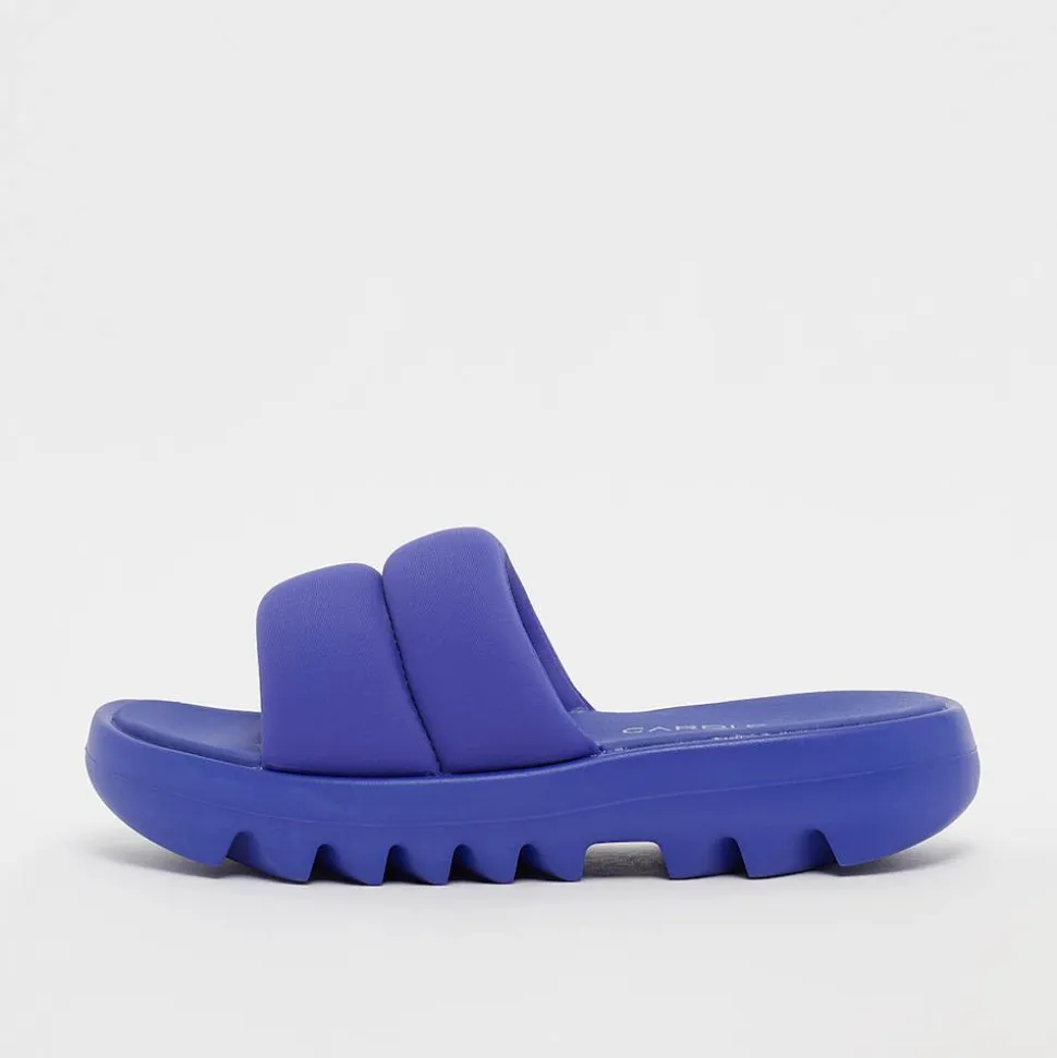 Cardi Slide
