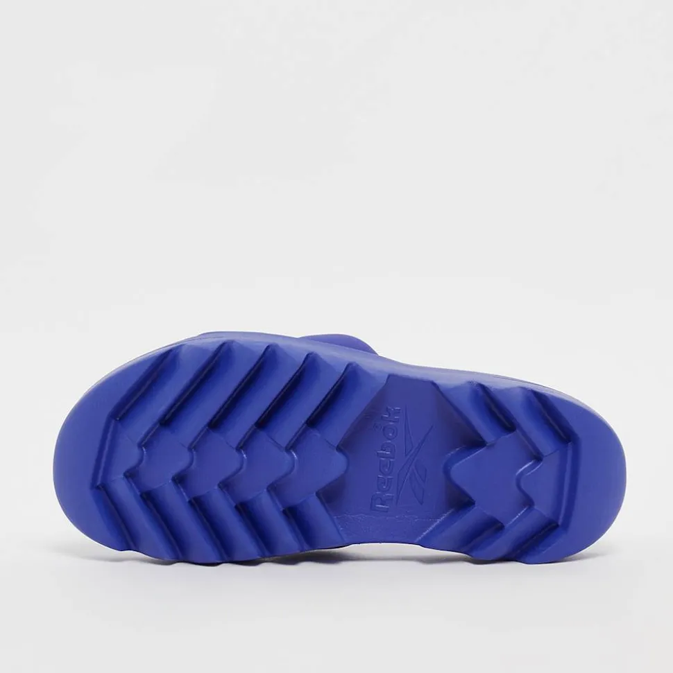 Cardi Slide