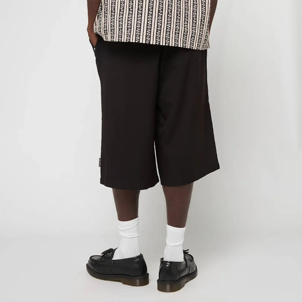 Castelnou Overknee Smart Shorts