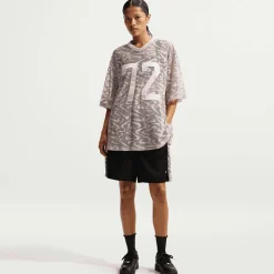 Chill Woven Lace Short