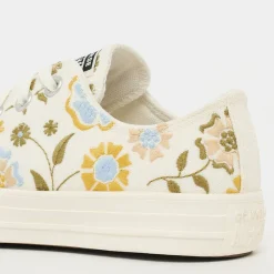 Chuck Taylor All Star