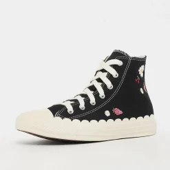 Chuck Taylor All Star