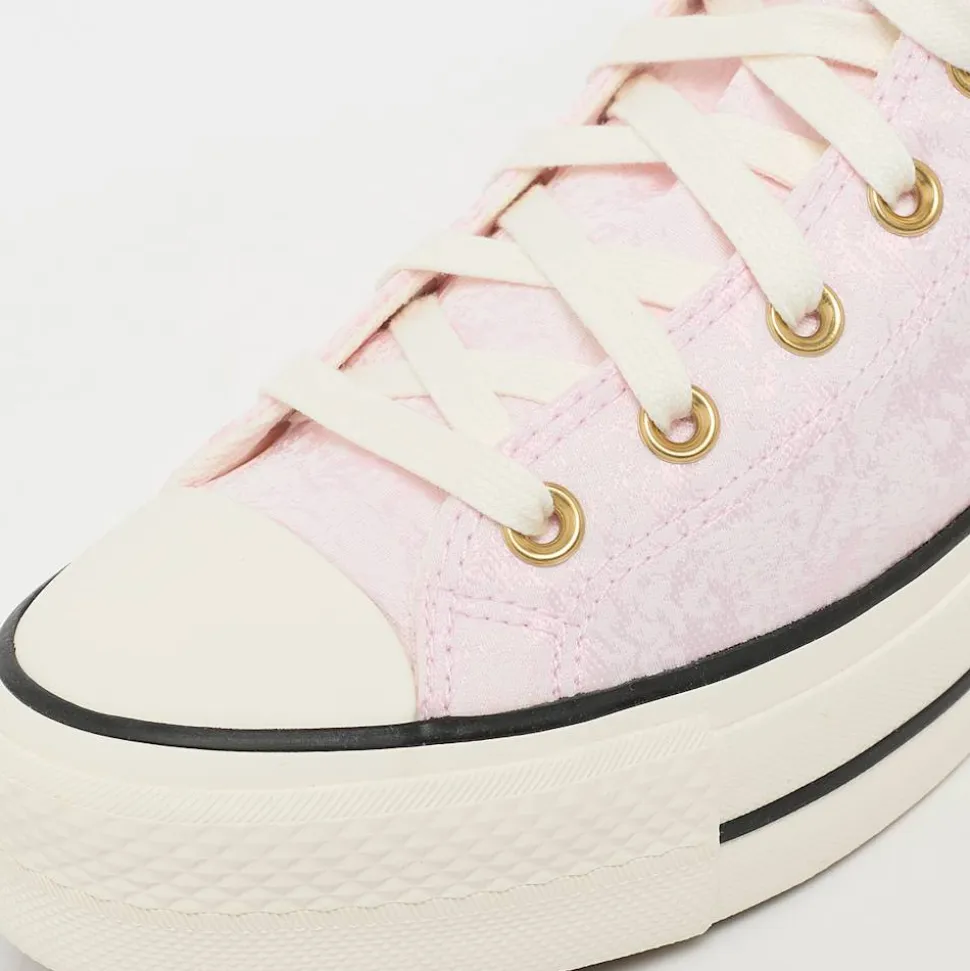 Chuck Taylor All Star Lift