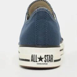 Chuck Taylor Throwback