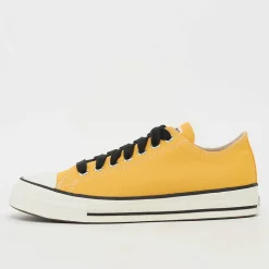 Chuck Taylor Throwback