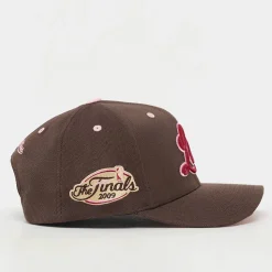 Classic Red Snapback NBA LA Lakers