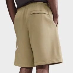 Club Graphic Short