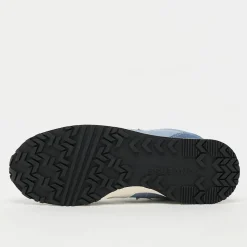 Converse Omega Trainer