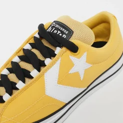 Converse Puff Player