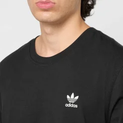 3D Trefoil Backprint T-Shirt