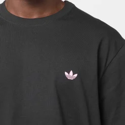 3D Trefoil Graphic T-Shirt