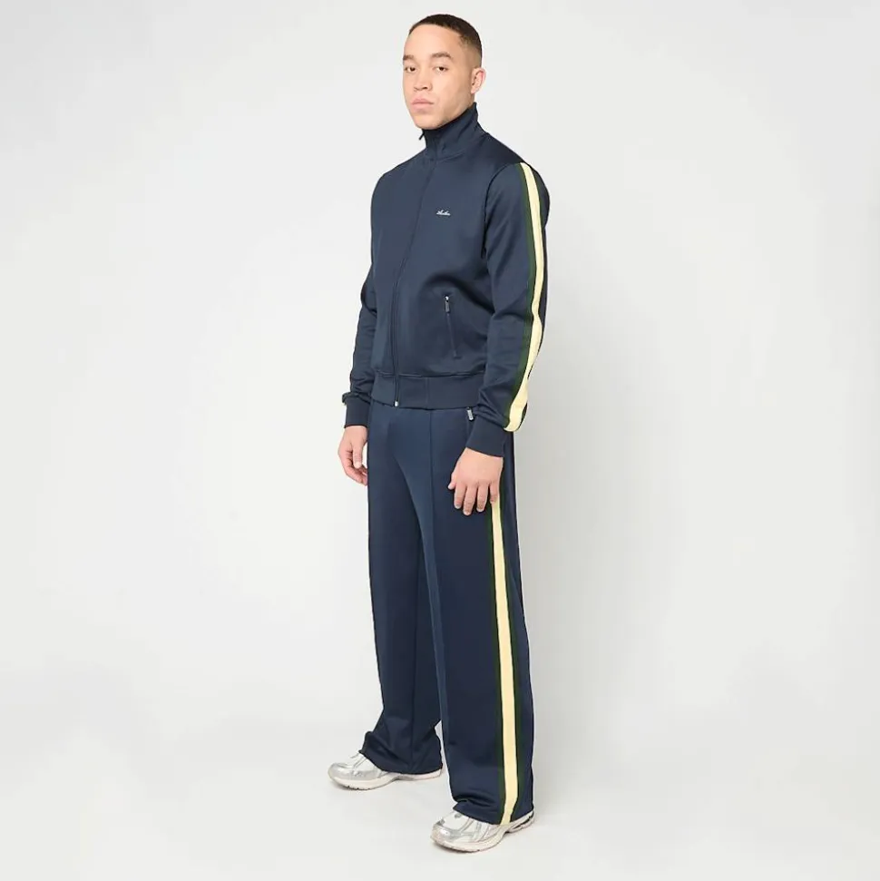 Everyday Wide Fit Track Pant