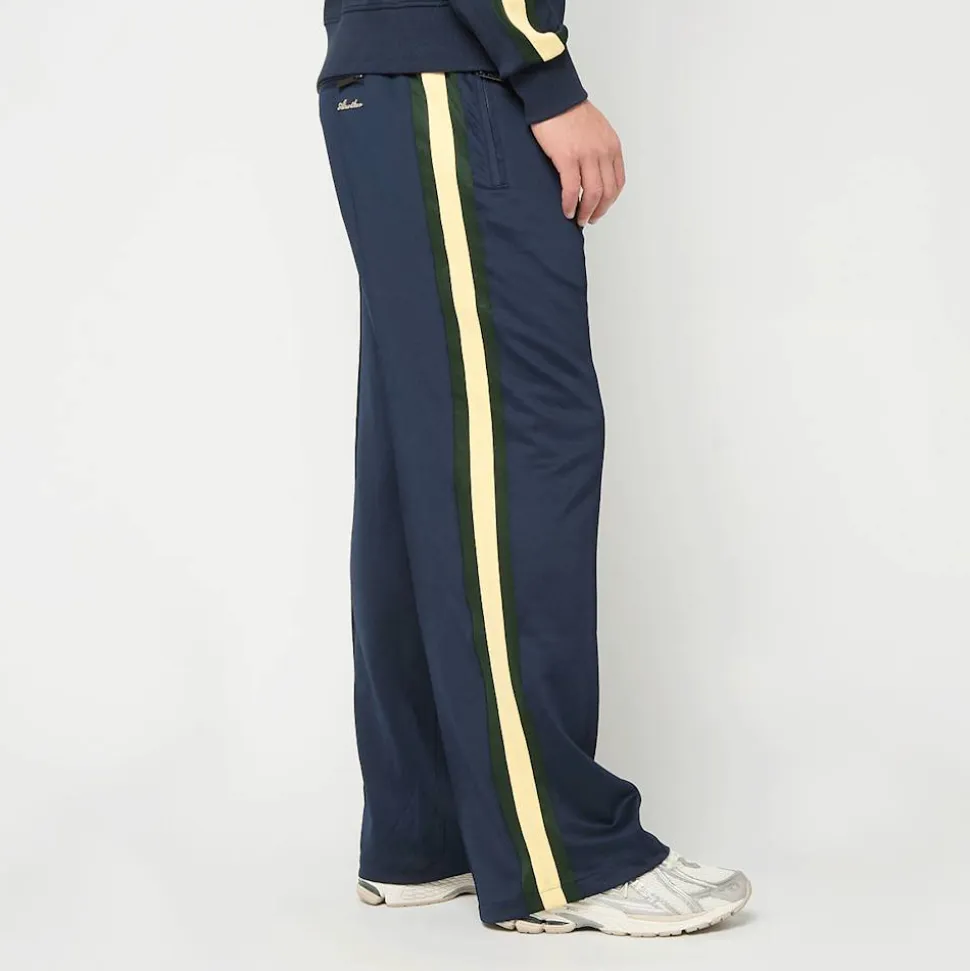 Everyday Wide Fit Track Pant