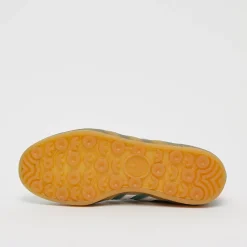Gazelle Indoor