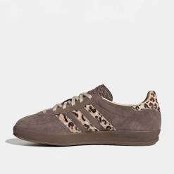 Gazelle Indoor
