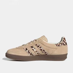 Gazelle Indoor
