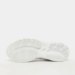 GEL-KAYANO 20