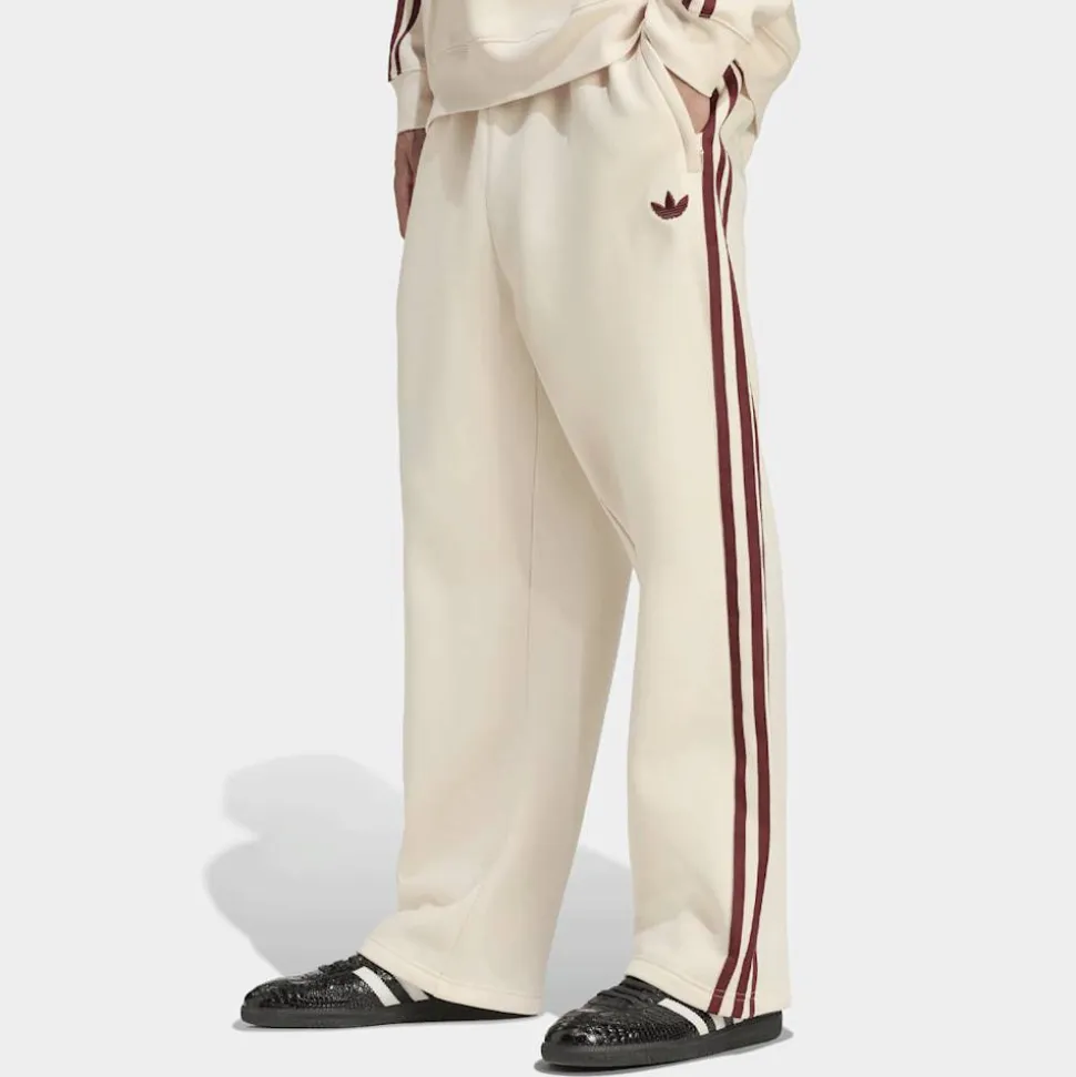 Graphic Fleece Pant Open Hem